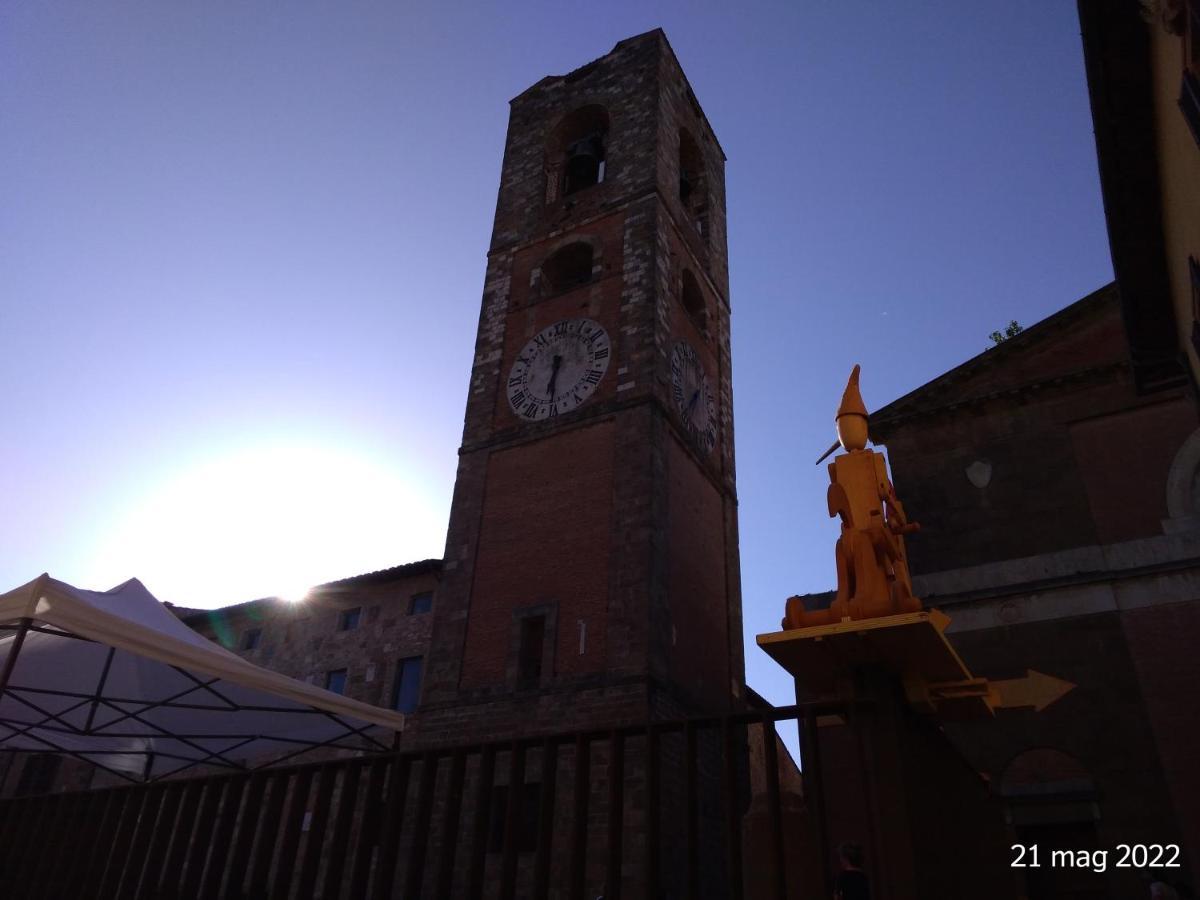 Dietro Le Mura กอลเลวัลเดลซา ภายนอก รูปภาพ