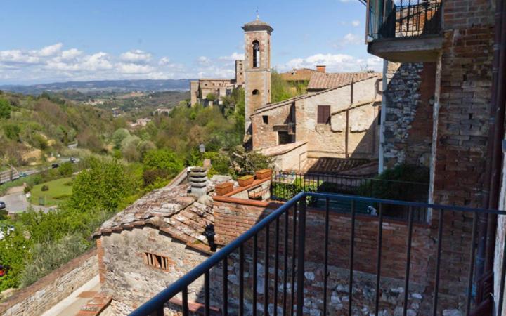 Dietro Le Mura กอลเลวัลเดลซา ภายนอก รูปภาพ