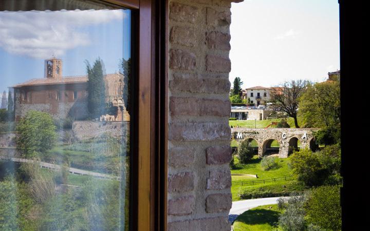 Dietro Le Mura กอลเลวัลเดลซา ภายนอก รูปภาพ