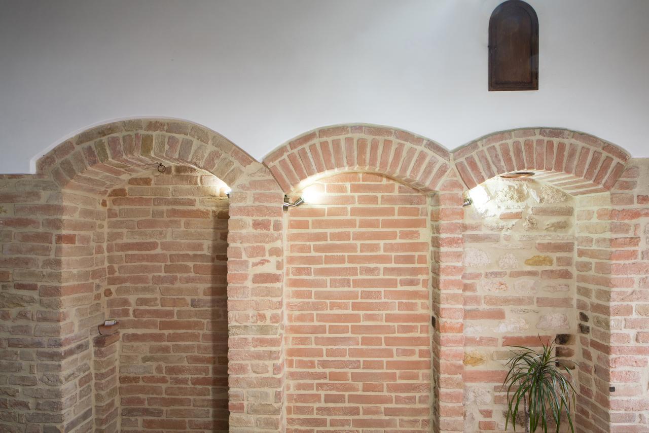Dietro Le Mura กอลเลวัลเดลซา ภายนอก รูปภาพ